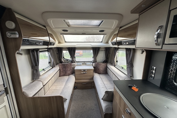 Swift Elegance 580